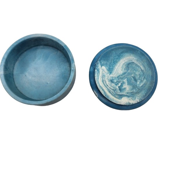 Vintage Blue Soapstone Trinket Box DESIGN GIFTS Woman's Face & a Dove Made n USA - Picture 5 of 7